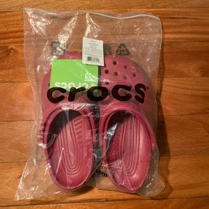 BRAND NEW crocs